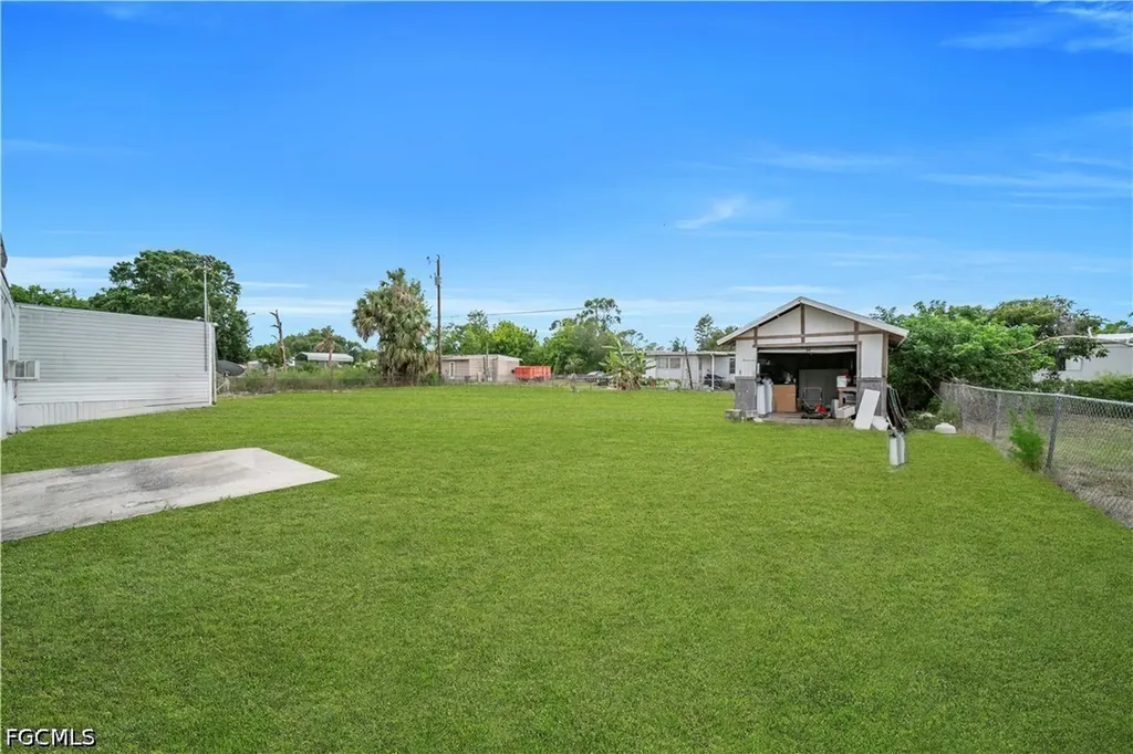 8106 Penny Drive North Fort Myers FL 33917