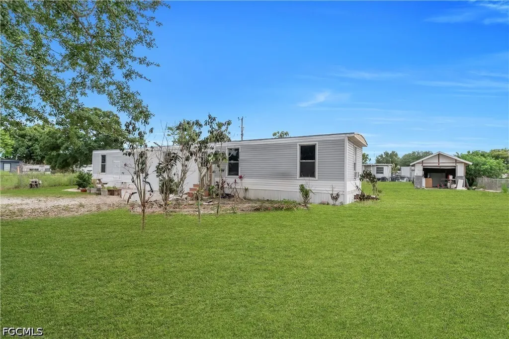 8106 Penny Drive North Fort Myers FL 33917