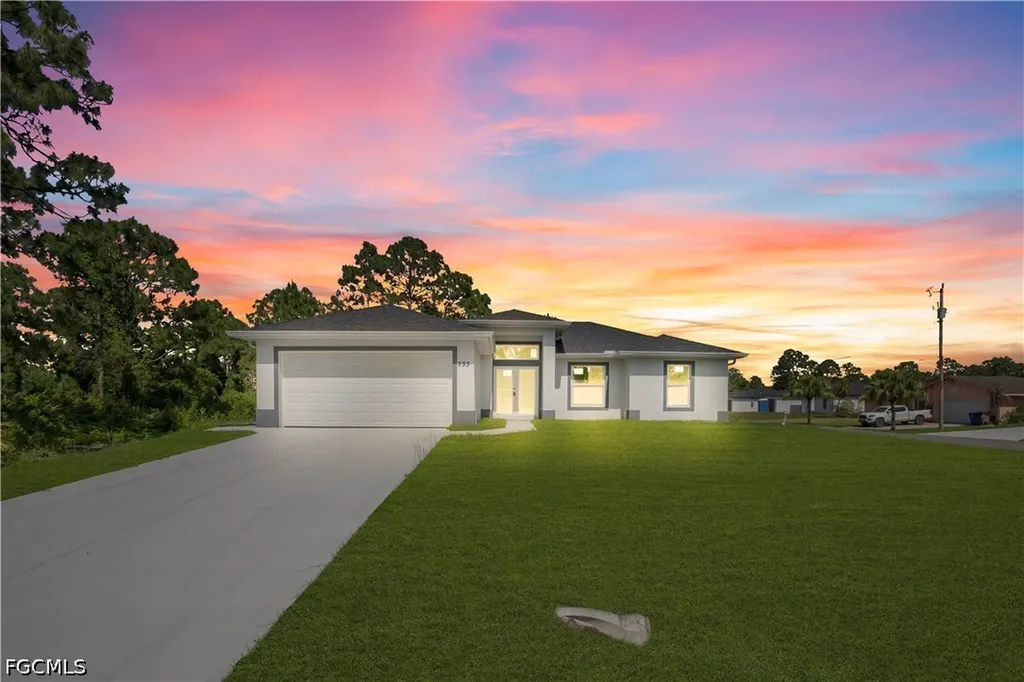 733 Dante Avenue S Lehigh Acres FL 33974
