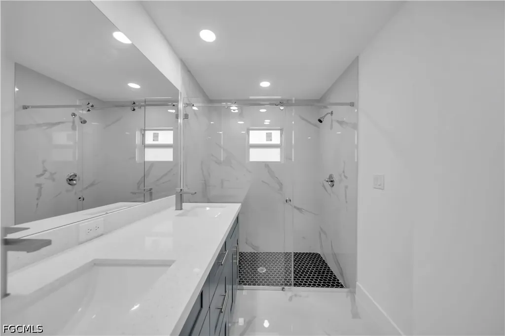 733 Dante Avenue S Lehigh Acres FL 33974