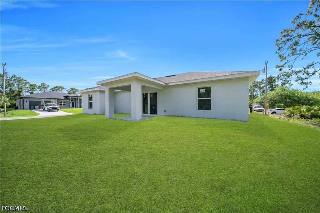 733 Dante Avenue S Lehigh Acres FL 33974