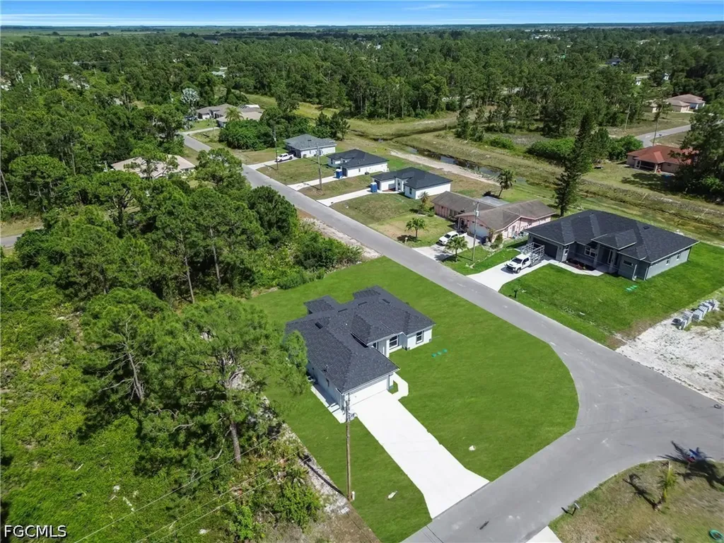 733 Dante Avenue S Lehigh Acres FL 33974