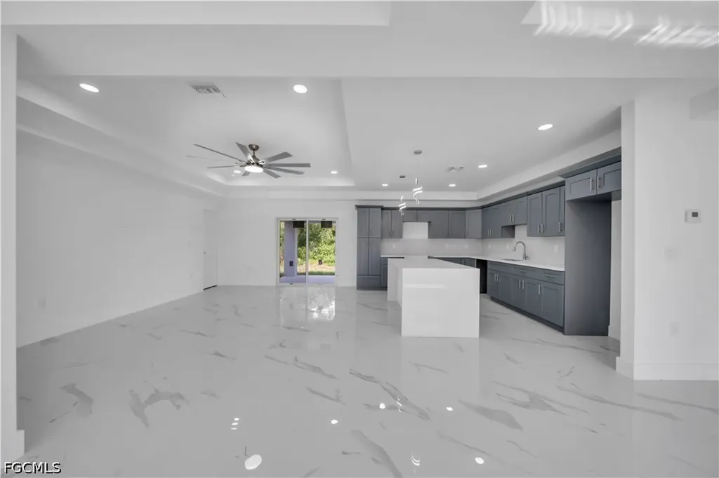 733 Dante Avenue S Lehigh Acres FL 33974