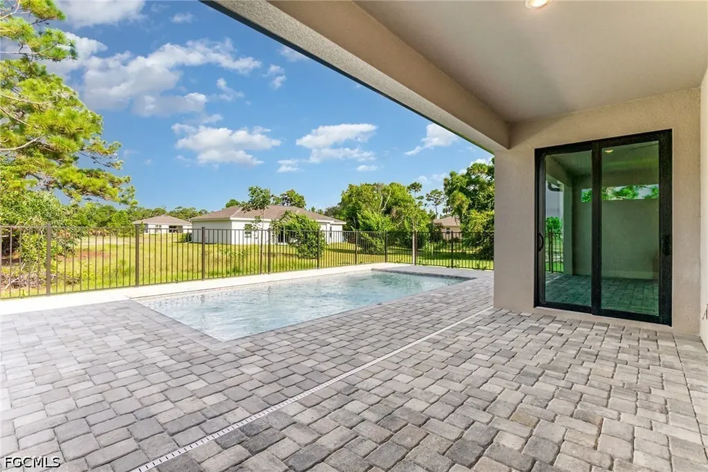 4157 NW 39th Avenue Cape Coral FL 33993