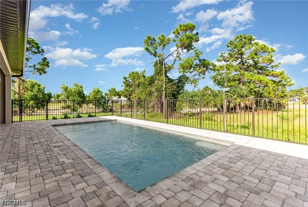 4157 NW 39th Avenue Cape Coral FL 33993