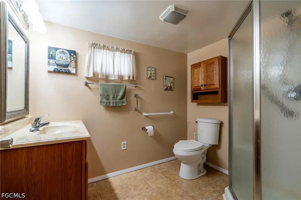 5558 Palm Beach Boulevard Fort Myers FL 33905