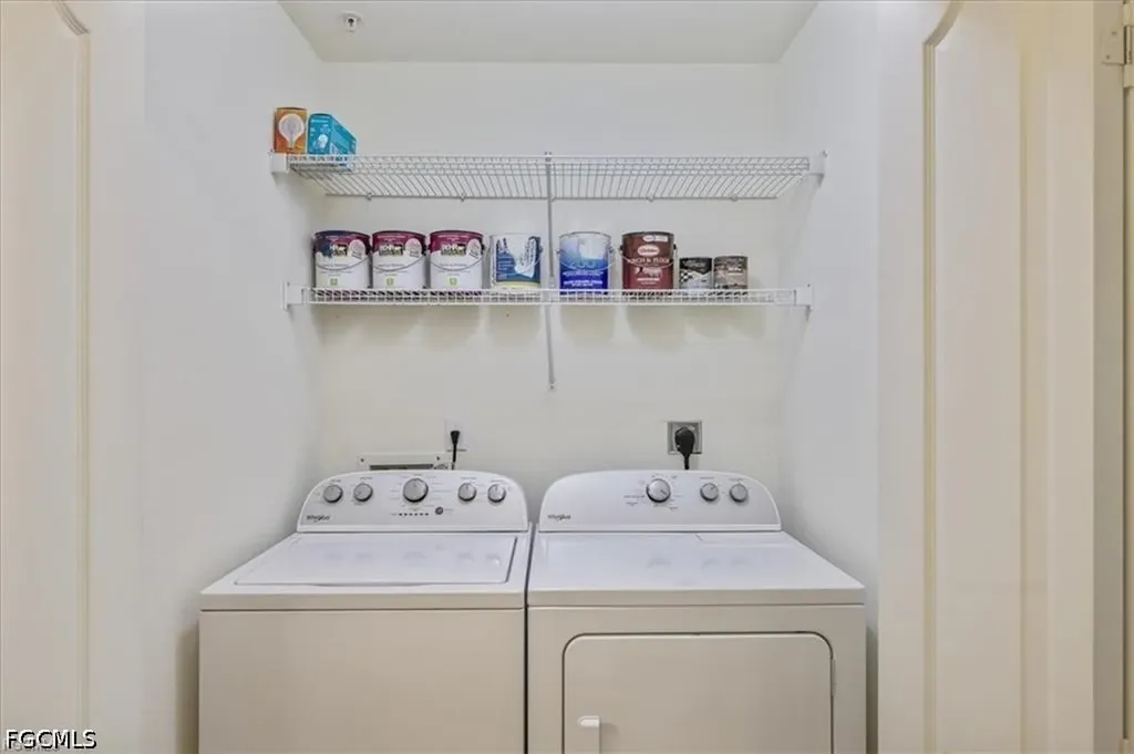 8261 Pathfinder Loop Fort Myers FL 33919