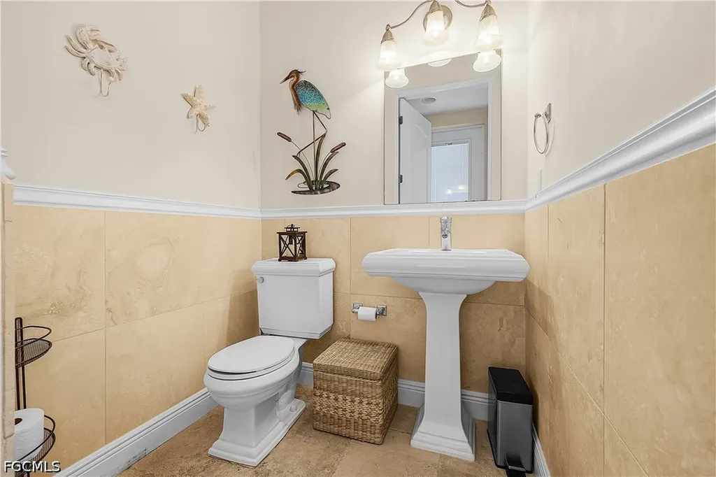 12130 Shoreview Drive Matlacha FL 33993