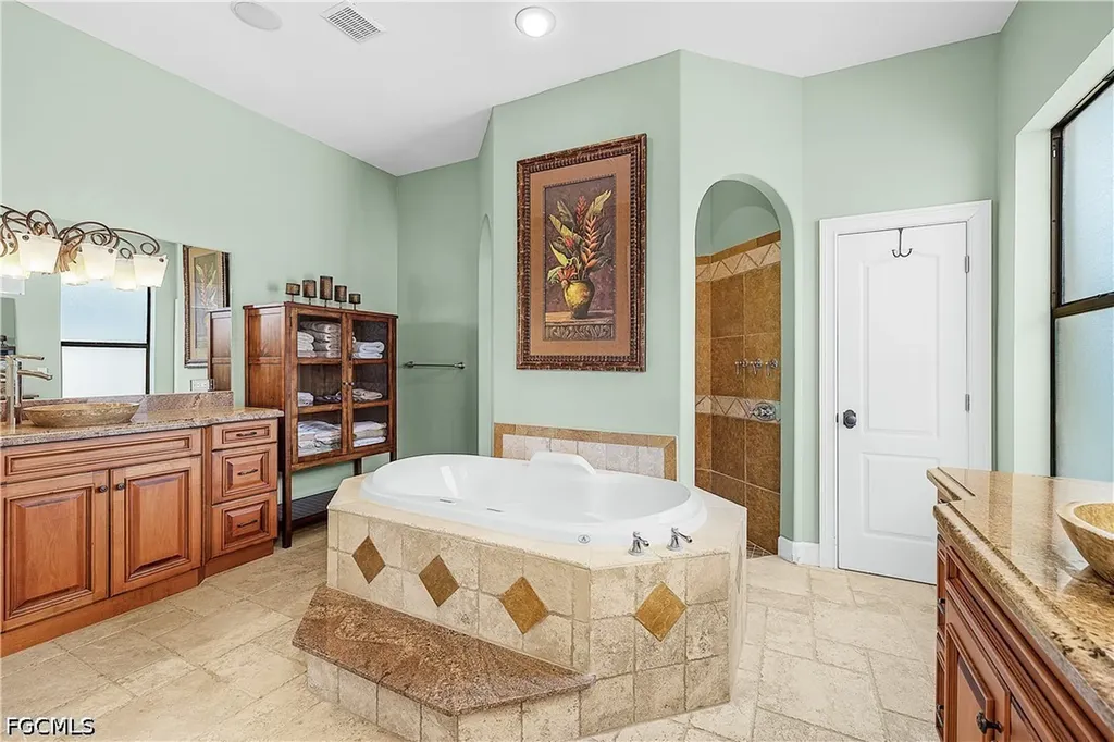 12130 Shoreview Drive Matlacha FL 33993