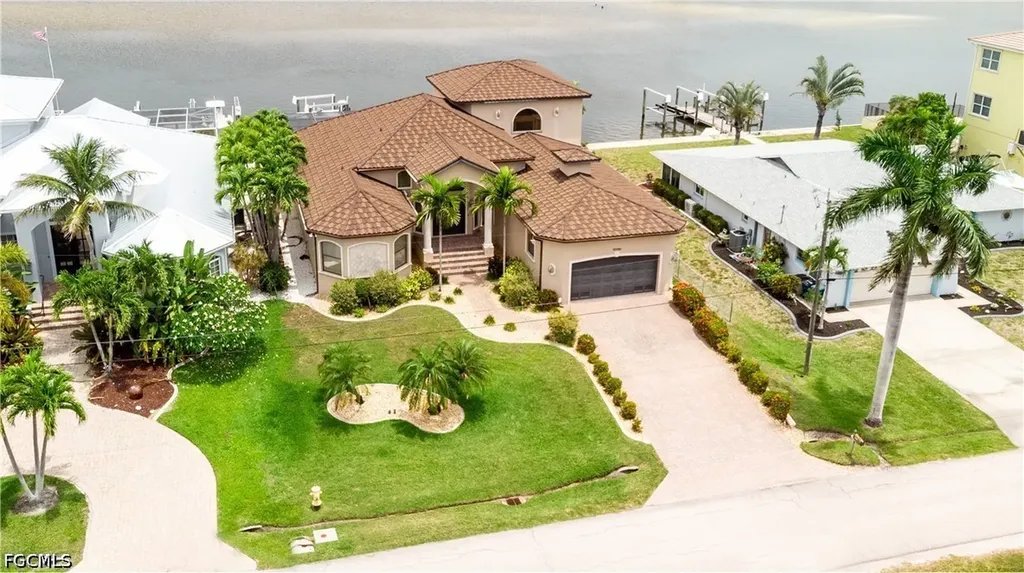 12130 Shoreview Drive Matlacha FL 33993