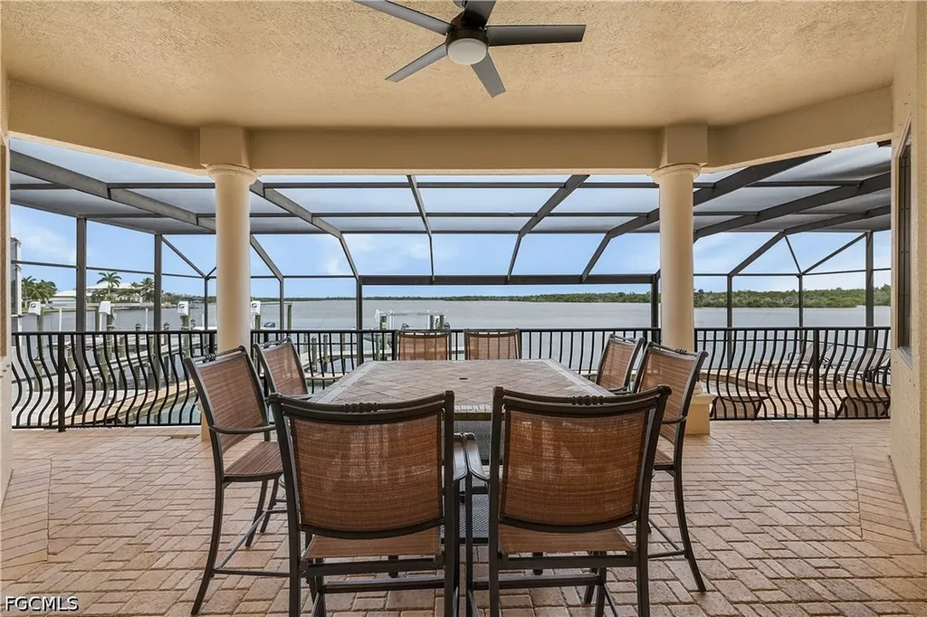 12130 Shoreview Drive Matlacha FL 33993