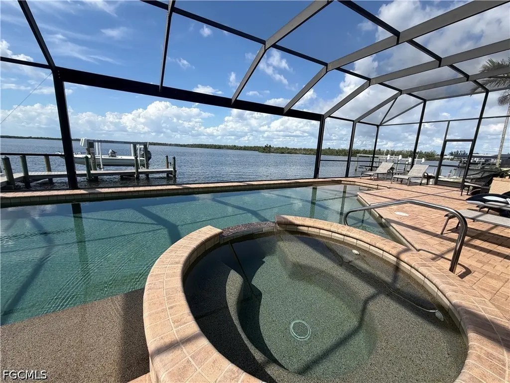 12130 Shoreview Drive Matlacha FL 33993