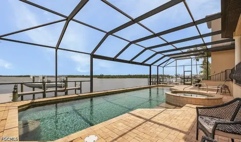 12130 Shoreview Drive Matlacha FL 33993