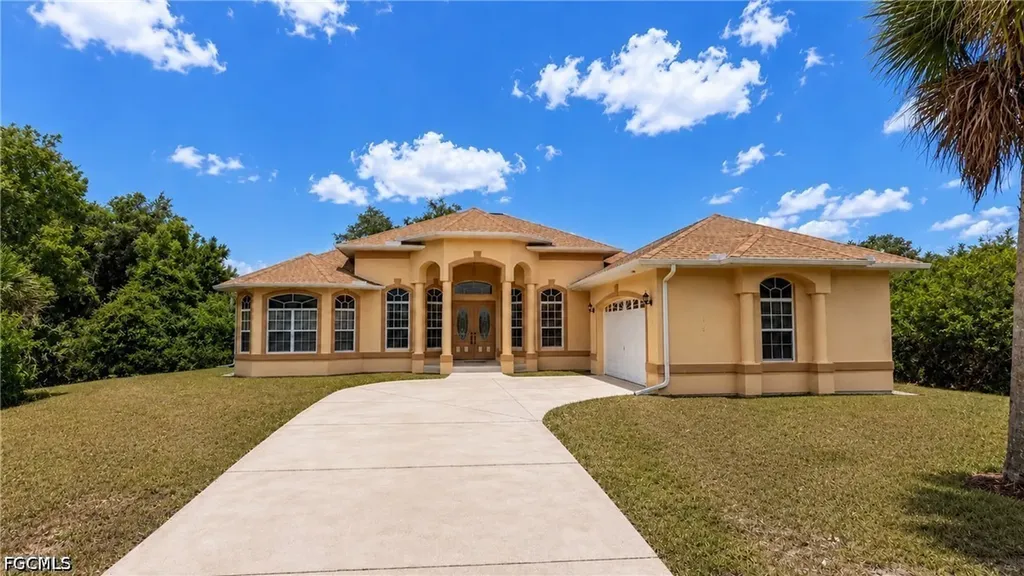 400 Clayton Avenue Lehigh Acres FL 33972