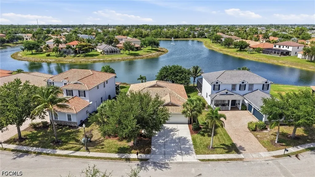 Cape Coral FL, 1121 Amber Lake Court