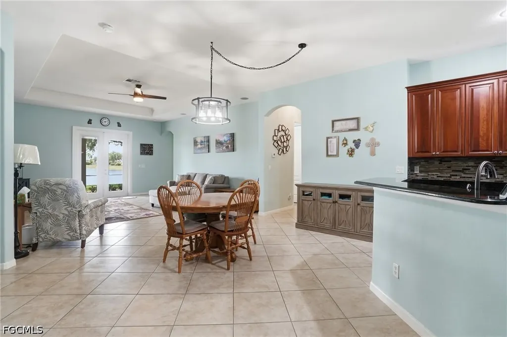 1121 Amber Lake Court Cape Coral FL 33909
