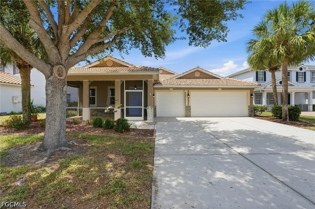 1121 Amber Lake Court Cape Coral FL 33909