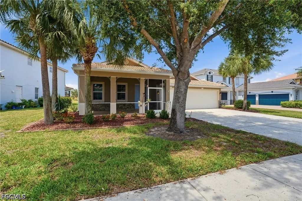 1121 Amber Lake Court Cape Coral FL 33909