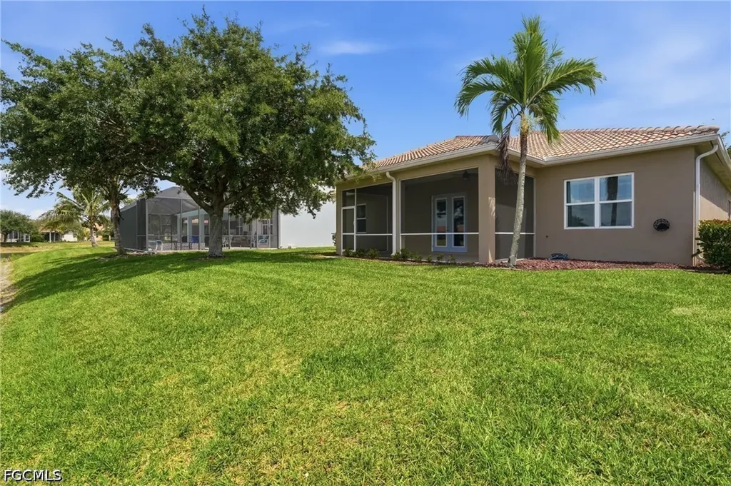 1121 Amber Lake Court Cape Coral FL 33909
