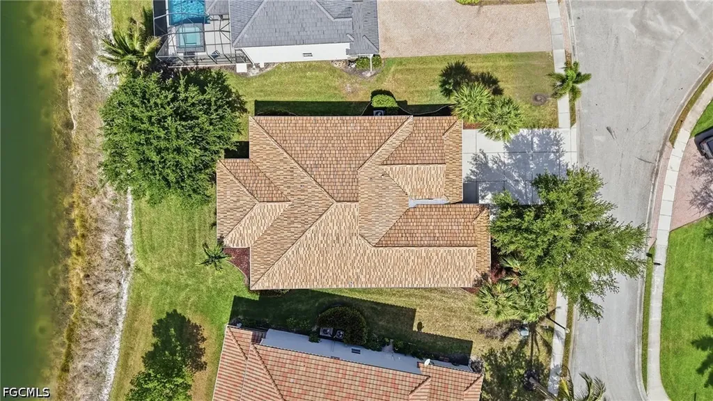 1121 Amber Lake Court Cape Coral FL 33909