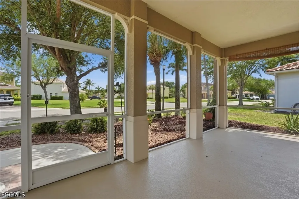 1121 Amber Lake Court Cape Coral FL 33909