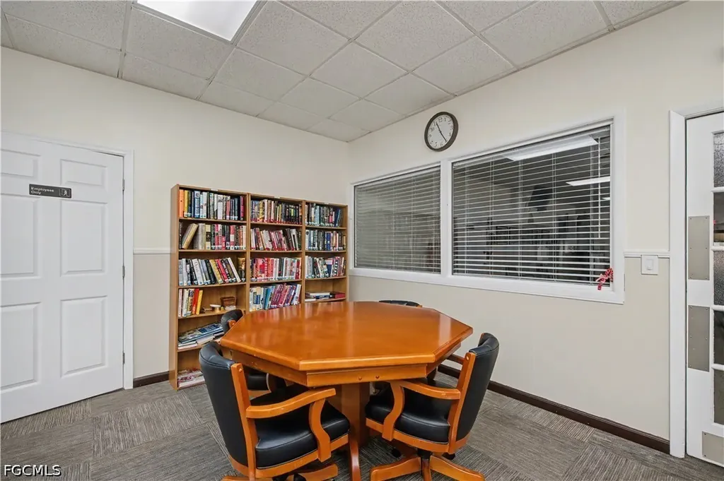 178 Caravan Circle North Fort Myers FL 33903