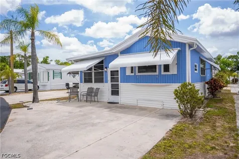 178 Caravan Circle North Fort Myers FL 33903