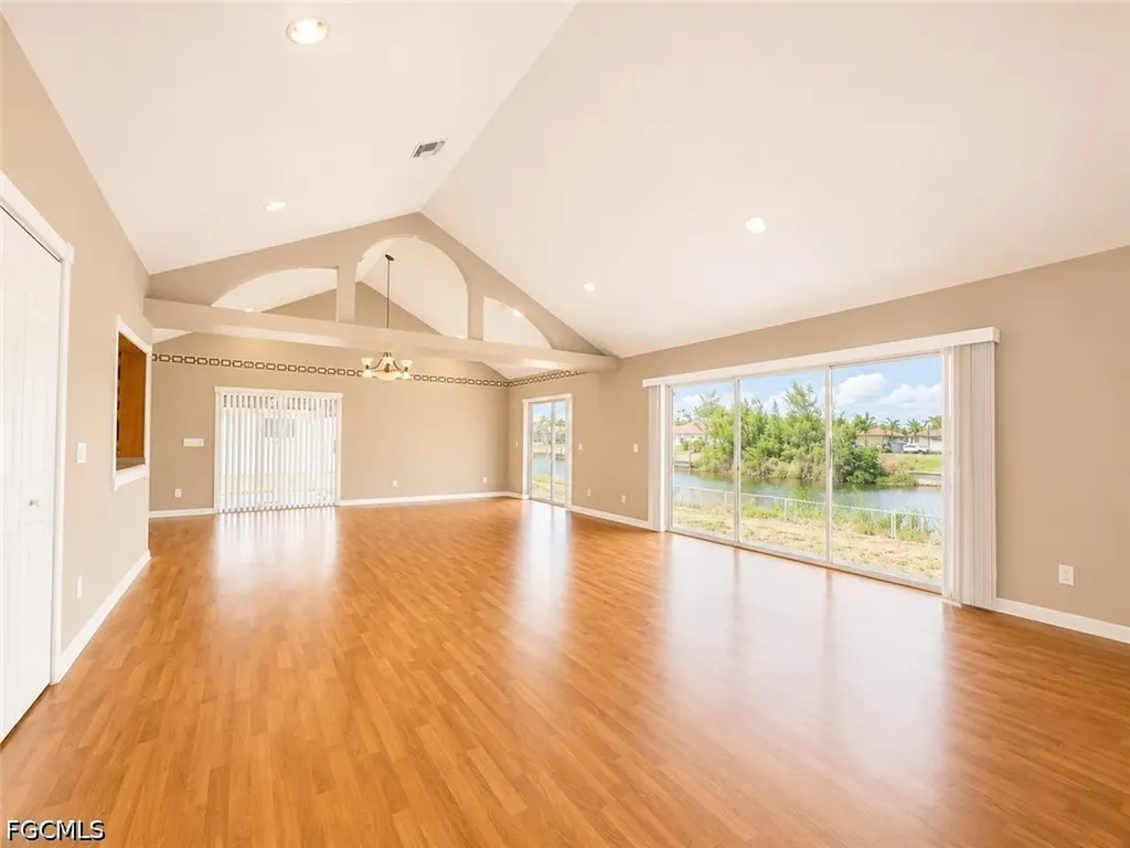3737 SW 11th Court Cape Coral FL 33914