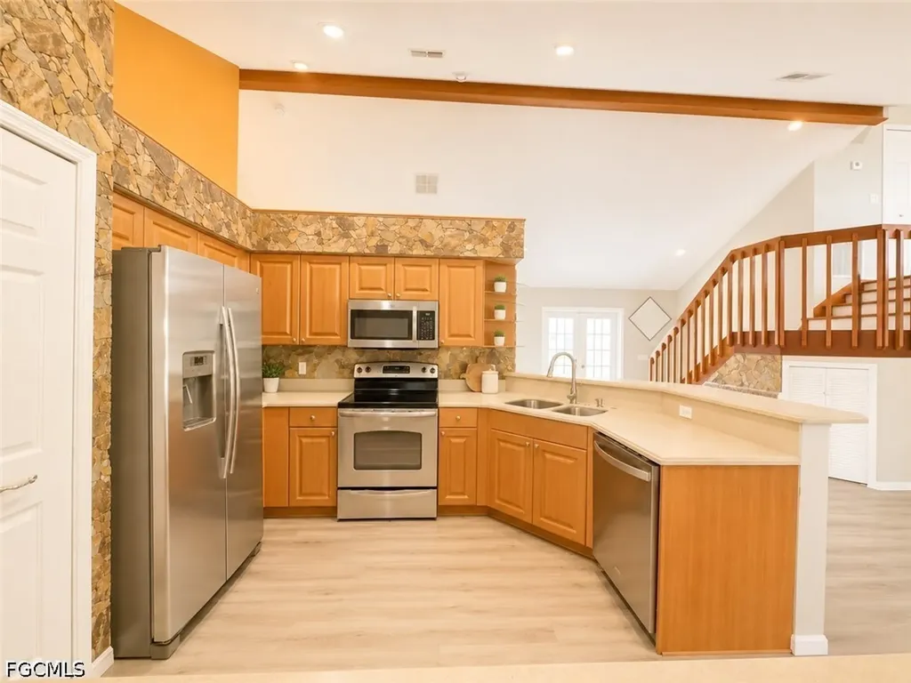 3737 SW 11th Court Cape Coral FL 33914