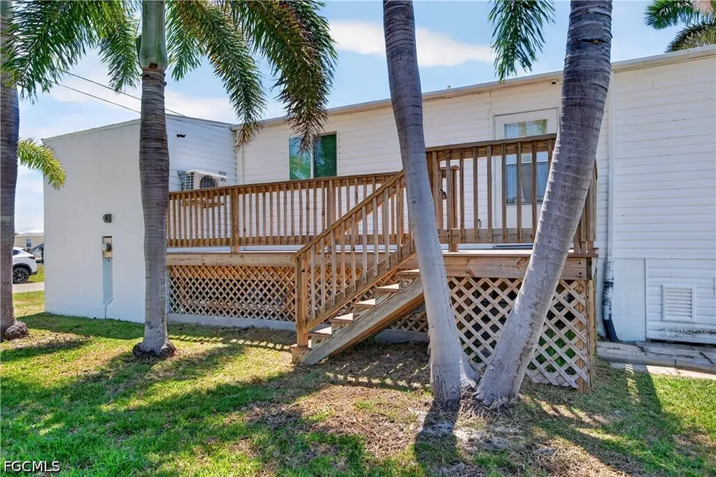 3864 Royal Palm Drive St. James City FL 33956