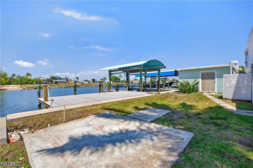 3864 Royal Palm Drive St. James City FL 33956