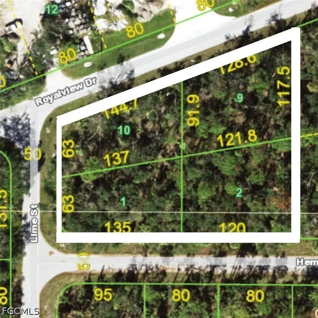 17098 Hemlock Avenue Port Charlotte FL 33948