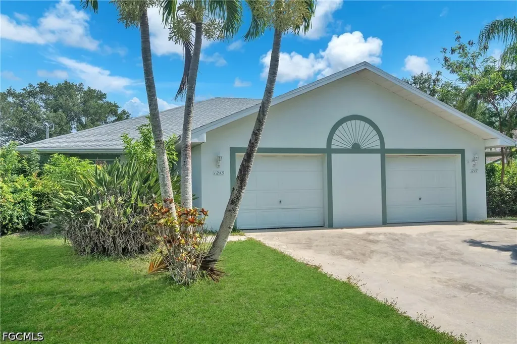 1245 SE 6th Street Cape Coral FL 33990