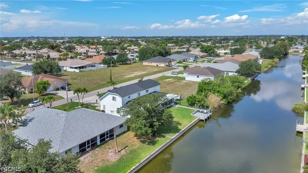 1245 SE 6th Street Cape Coral FL 33990