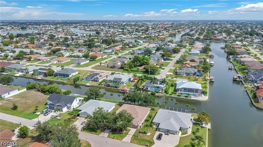 1245 SE 6th Street Cape Coral FL 33990