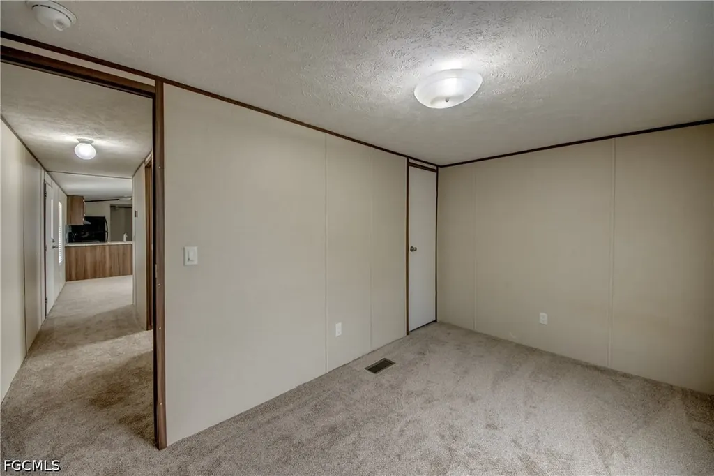 352 Sacramento Street North Fort Myers FL 33903