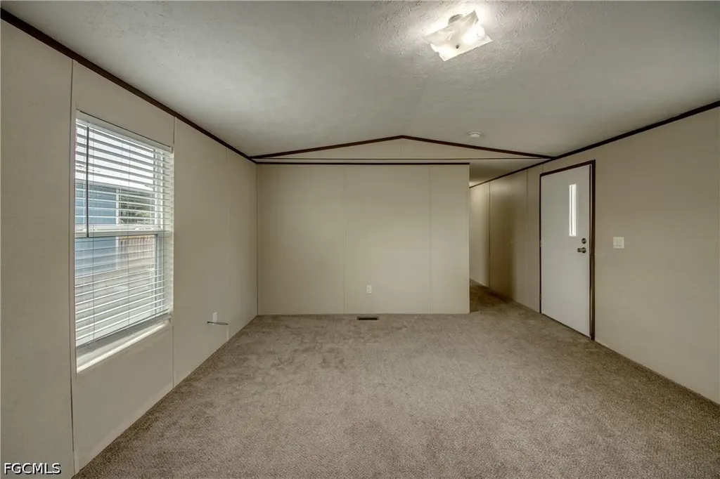 352 Sacramento Street North Fort Myers FL 33903