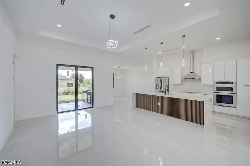 3502 17th Street SW Lehigh Acres FL 33976