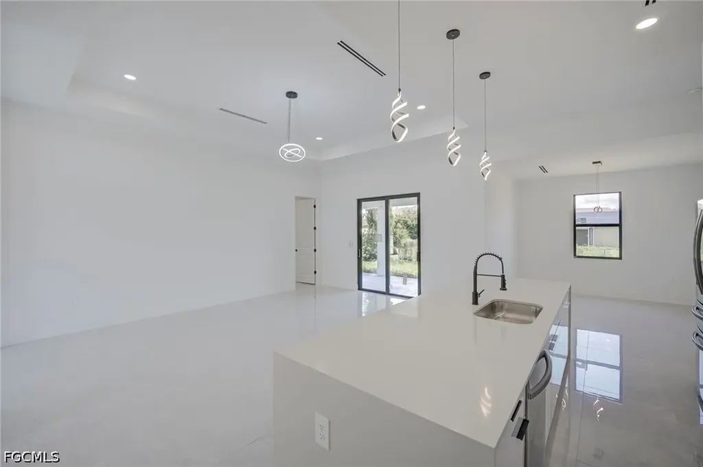 3502 17th Street SW Lehigh Acres FL 33976