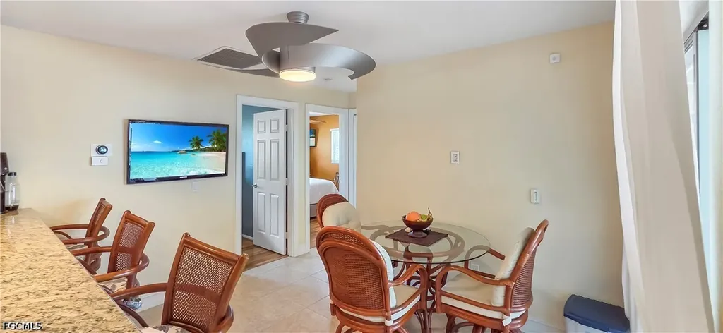 2926 SE 11th Place Cape Coral FL 33904