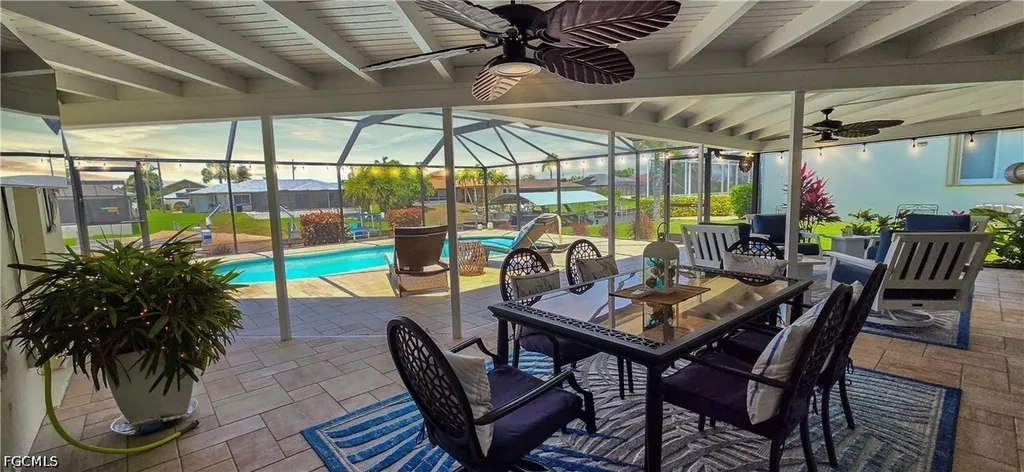 2926 SE 11th Place Cape Coral FL 33904