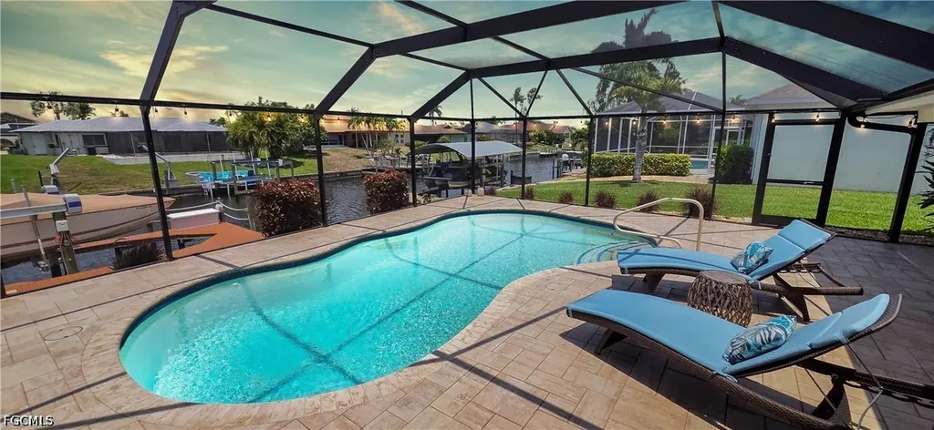2926 SE 11th Place Cape Coral FL 33904