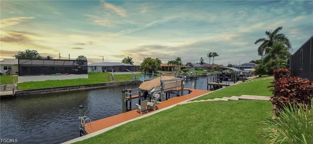 2926 SE 11th Place Cape Coral FL 33904