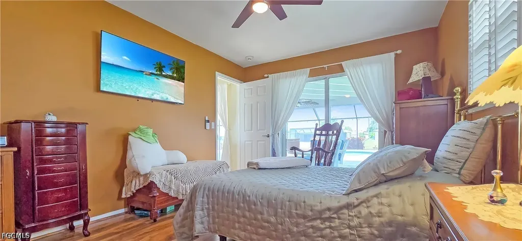 2926 SE 11th Place Cape Coral FL 33904