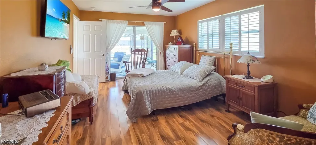 2926 SE 11th Place Cape Coral FL 33904