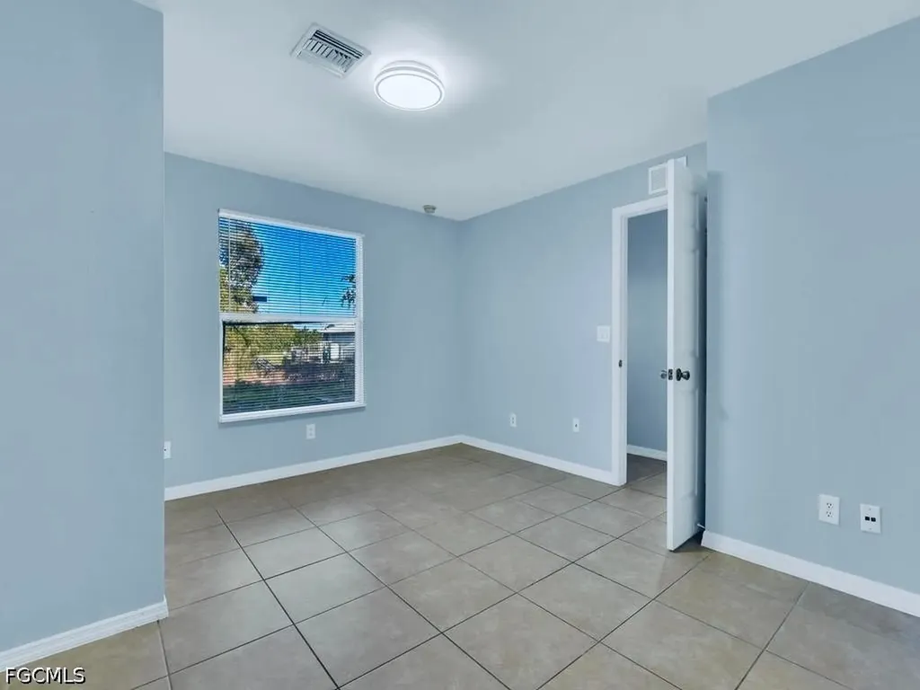 3003 Gilbert Avenue S Lehigh Acres FL 33973