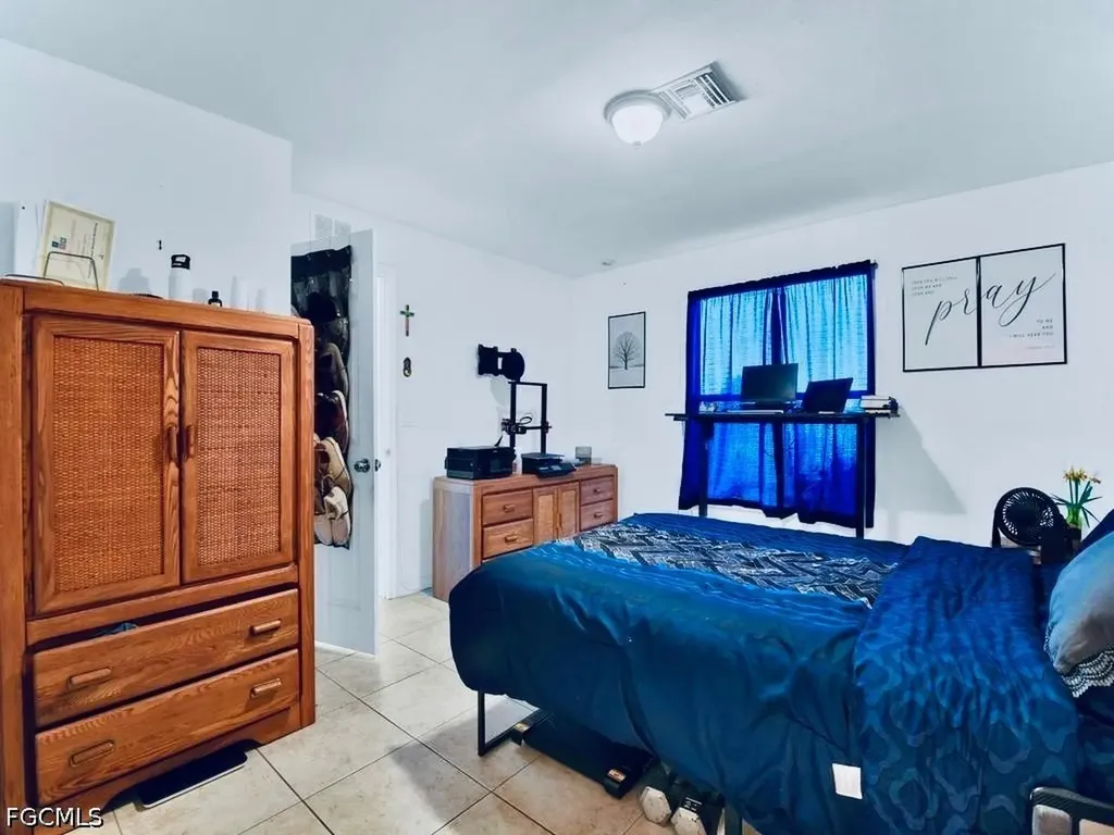 3003 Gilbert Avenue S Lehigh Acres FL 33973