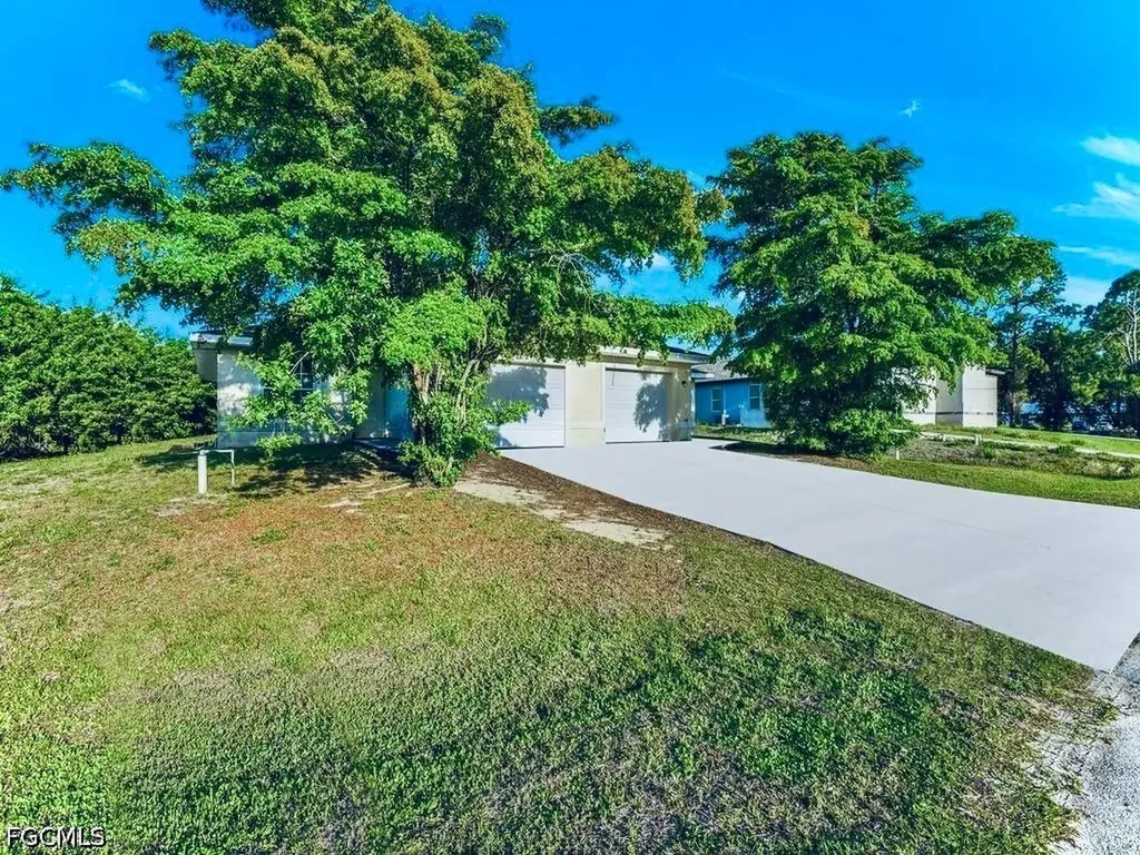 3003 Gilbert Avenue S Lehigh Acres FL 33973