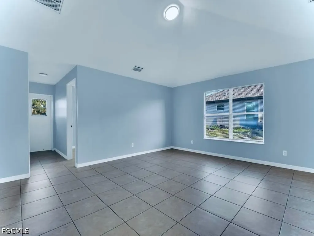 3003 Gilbert Avenue S Lehigh Acres FL 33973