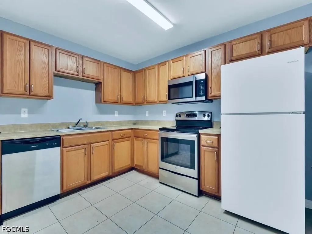 3003 Gilbert Avenue S Lehigh Acres FL 33973